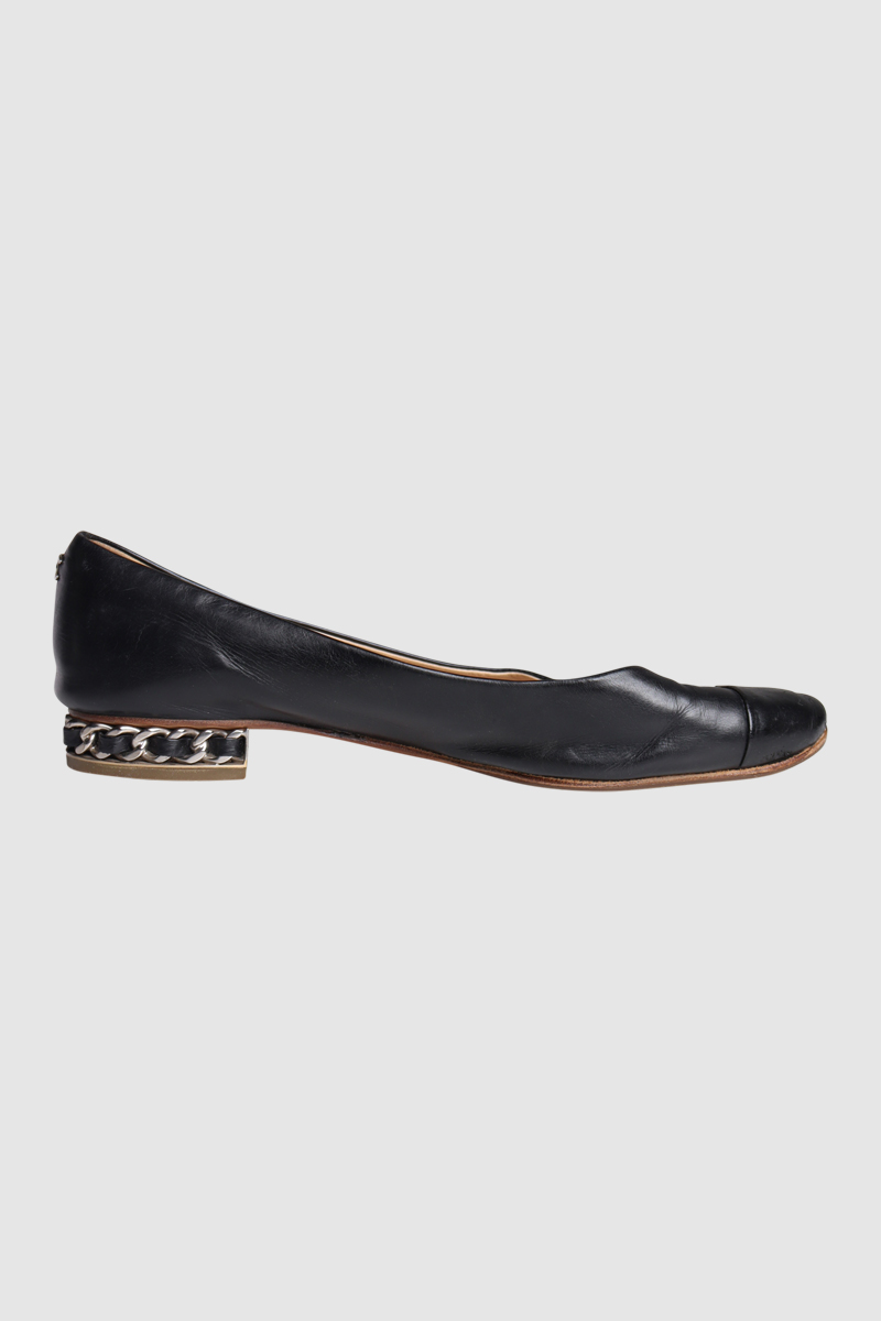 Interlocking CC Logo Ballet Flats