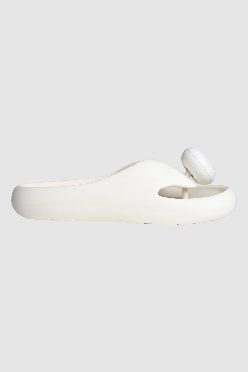 Foam thong