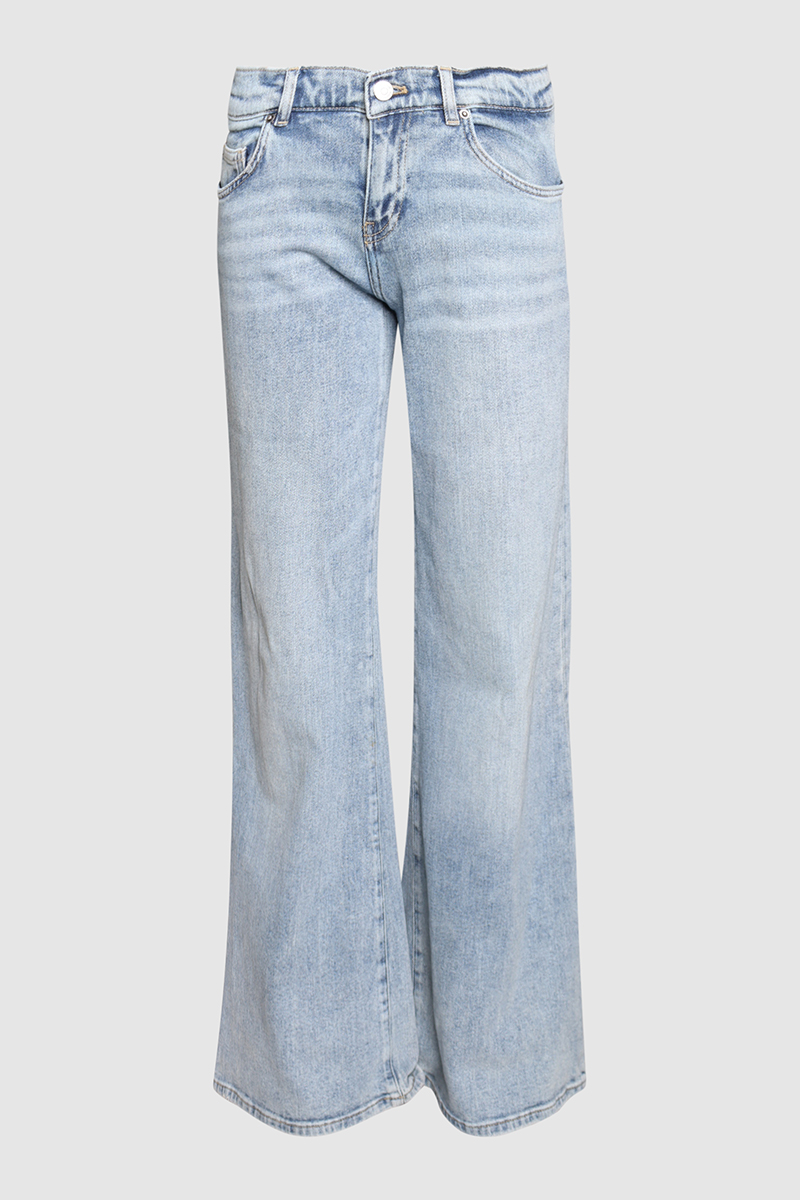 Low Waisted Wide Leg Jeans