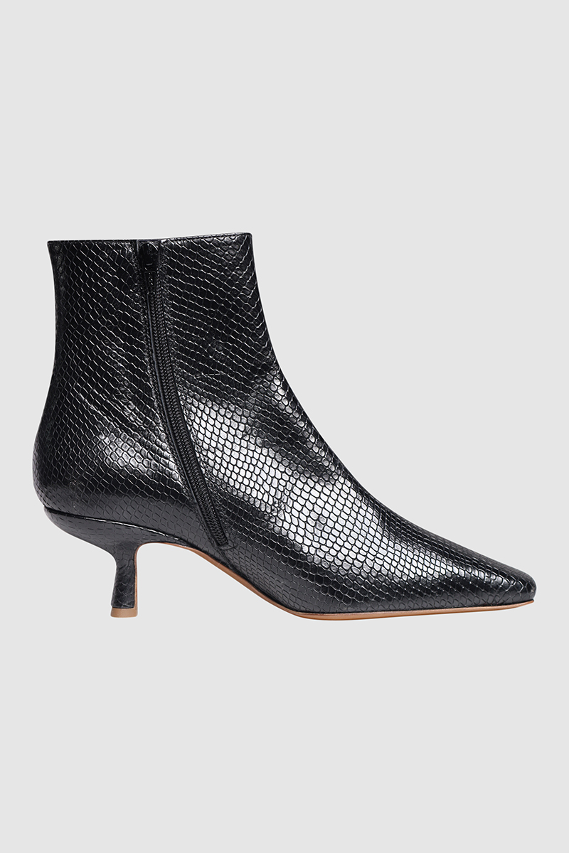 Lange Snake Print Leather Boots