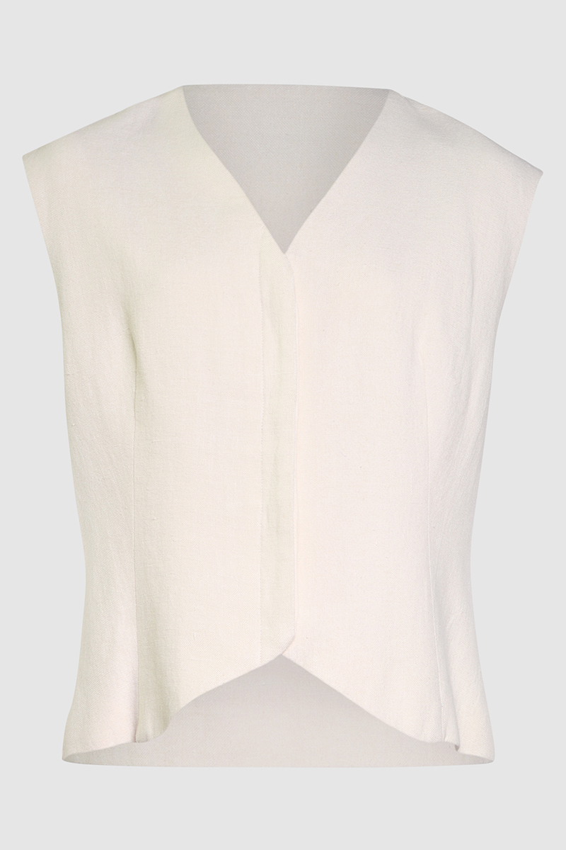Minimal Tailored Vest